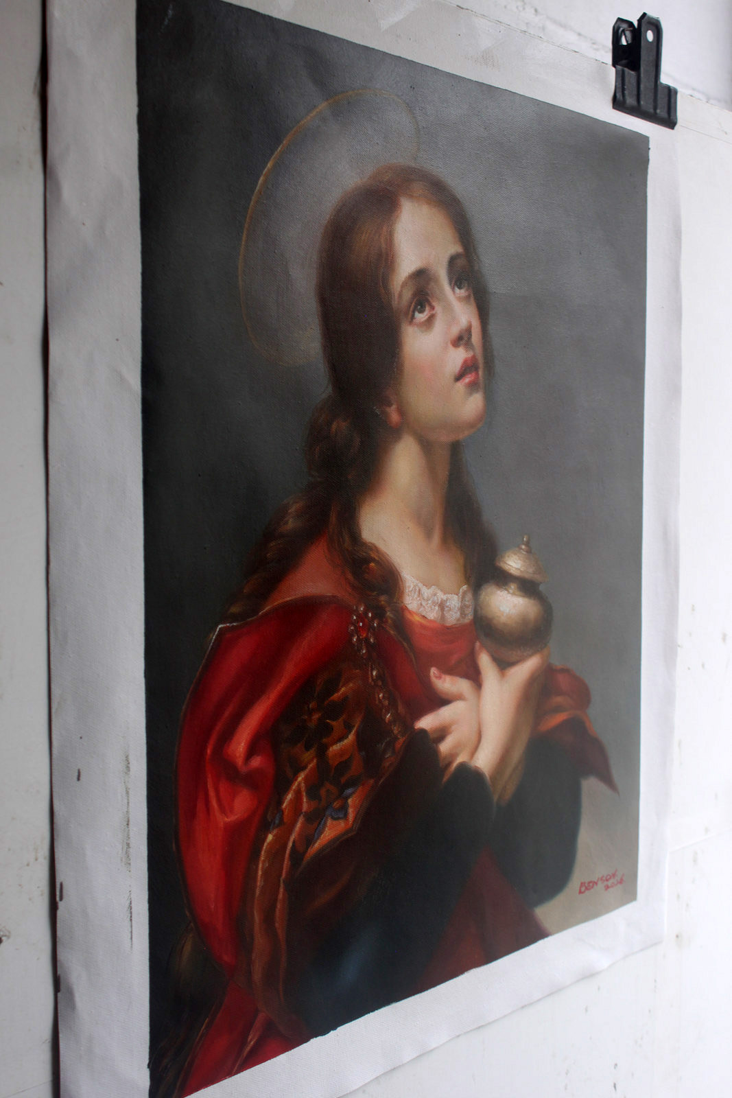 Custom reproduction Carlo Dolci Saint Mary Magdalene oil on canvas 20″x24″ - by | Dongyeearts | Hand-Painted Oil on Canvas & Limited Art Prints Side view of custom reproduction Carlo Dolci Saint Mary Magdalene oil on canvas