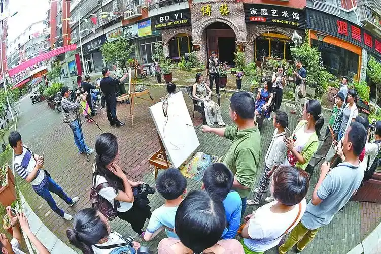 our painter is sketching on the street