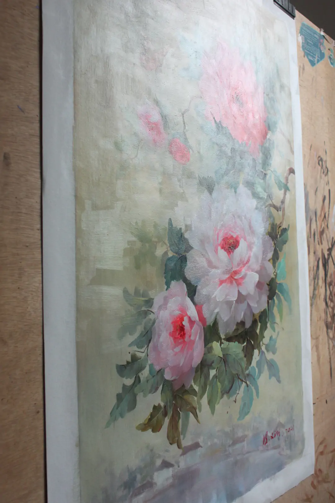 Original Floral Oil Painting – Peony Flowers | Bixing Floral Series - by | Dongyeearts | Hand-Painted Oil on Canvas & Limited Art Prints Side view of original floral oil painting hand-painted artwork